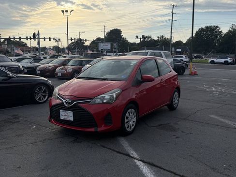 Used 2015 Toyota Yaris L FWD image 1