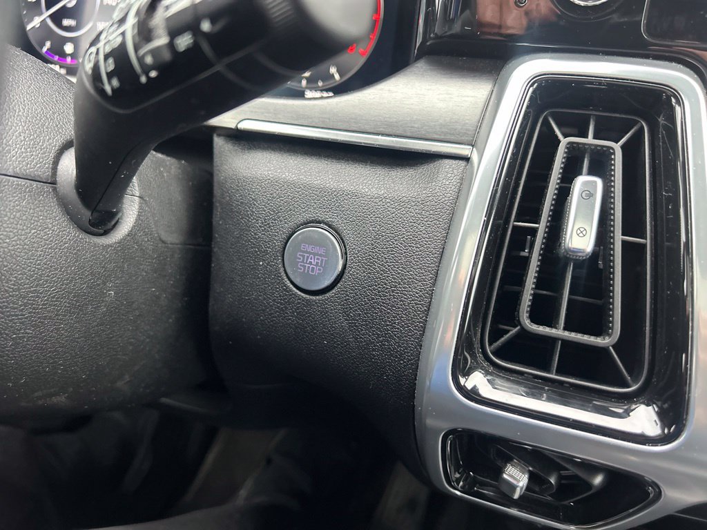 Certified 2023 Kia Sorento SX AWD/4WD image 26