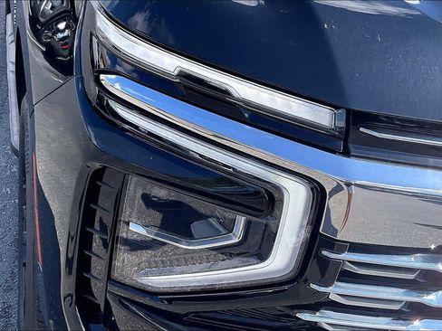 Used 2025 Chevrolet Tahoe Premier RWD image 28