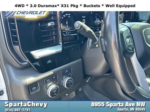Used 2023 GMC Sierra 1500 Elevation image 12
