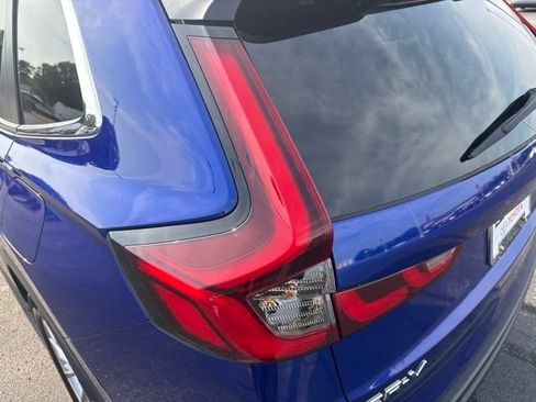 Used 2023 Honda CR-V EX-L image 10