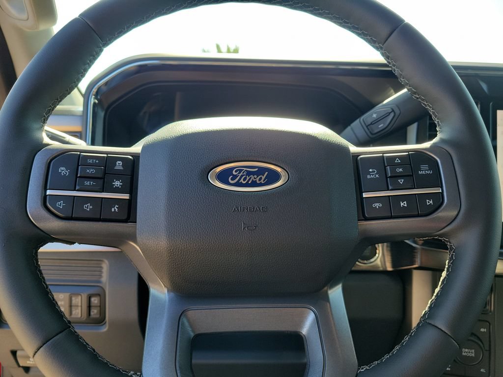 New 2026 Ford F350 Lariat w/ Black Appearance Package AWD/4WD image 15