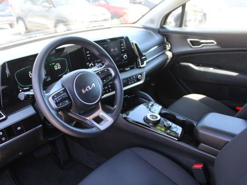 Used 2023 Kia Sportage LX image 22