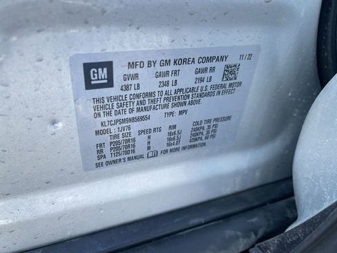 Used 2022 Chevrolet Trax LT w/ LT Convenience Package image 32