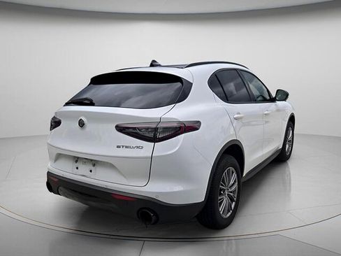 Used 2024 Alfa Romeo Stelvio Sprint RWD image 6