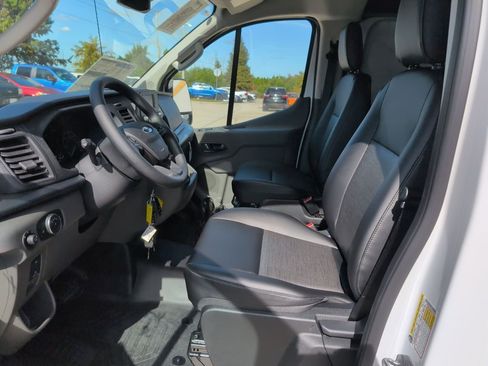 New 2025 Ford Transit 250 Low Roof image 5