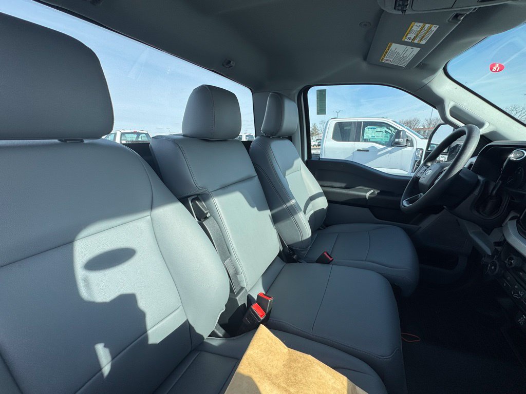 New 2026 Ford F350 XL w/ XL Chrome Package RWD image 14
