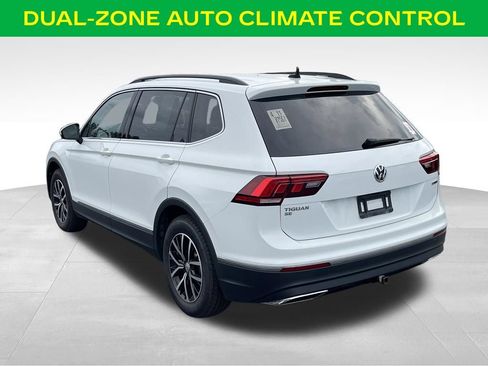 Used 2021 Volkswagen Tiguan SE w/ 3rd Row Seat Package AWD/4WD image 12