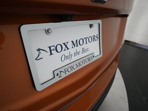 Used 2018 Chevrolet Equinox LT FWD image 37