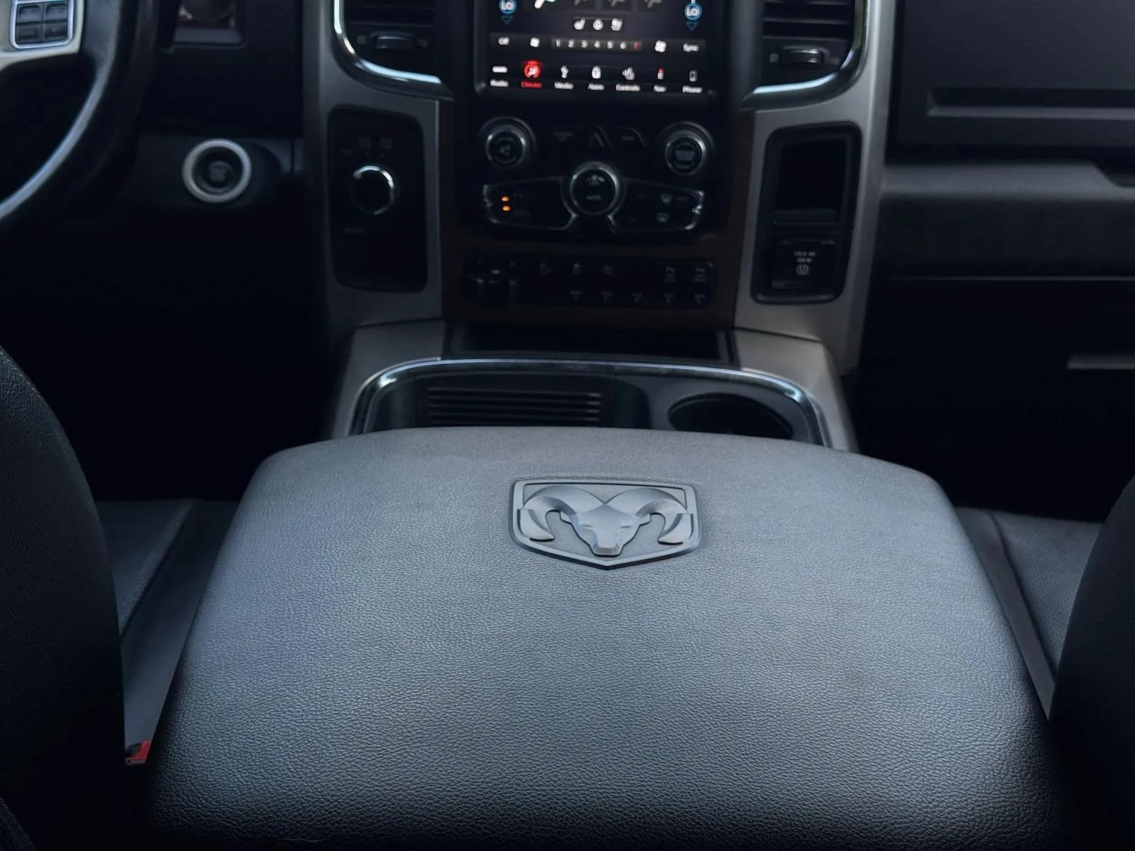 Used 2018 RAM 2500 Laramie w/ Snow Chief Group AWD/4WD image 20