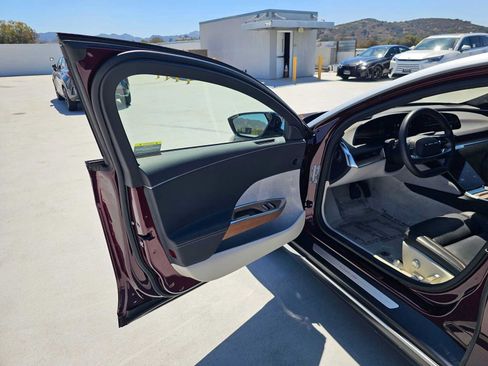 Used 2025 Lucid Air Touring AWD/4WD image 19