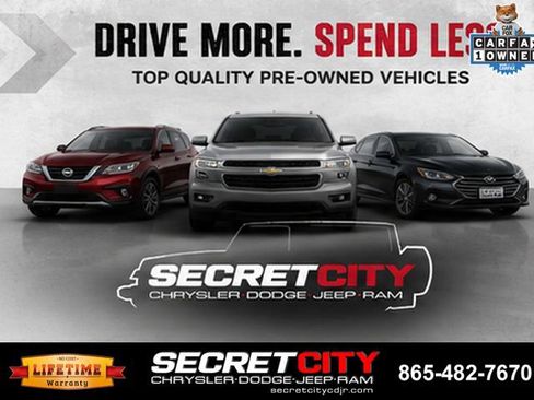 Used 2024 RAM 3500 Tradesman w/ Chrome Appearance Group AWD/4WD image 5
