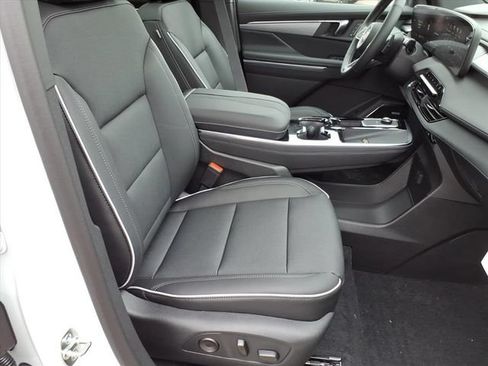 New 2026 Buick Enclave Preferred w/ Power Package AWD/4WD image 26