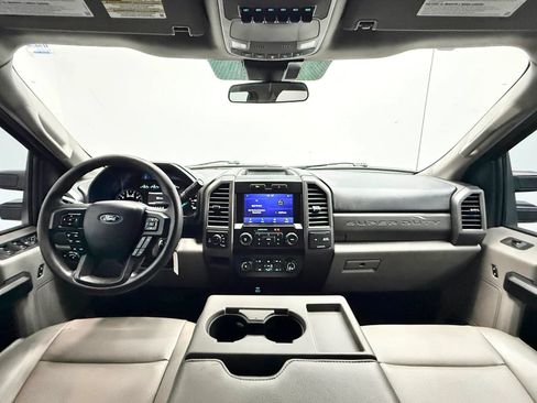 Used 2020 Ford F250 XL w/ STX Appearance Package AWD/4WD image 12