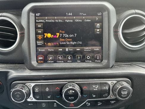 Used 2020 Jeep Wrangler Unlimited Rubicon w/ Quick Order Package 28Y Recon AWD/4WD image 15