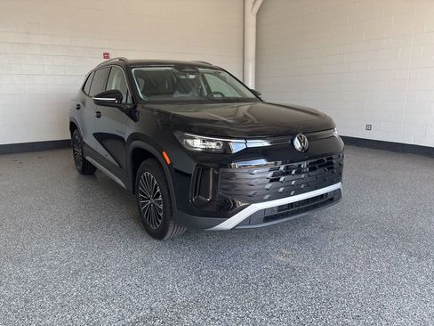 New 2026 Volkswagen Tiguan S AWD/4WD image 8