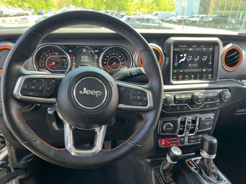 Used 2022 Jeep Gladiator Mojave w/ LED Lighting Group AWD/4WD image 26