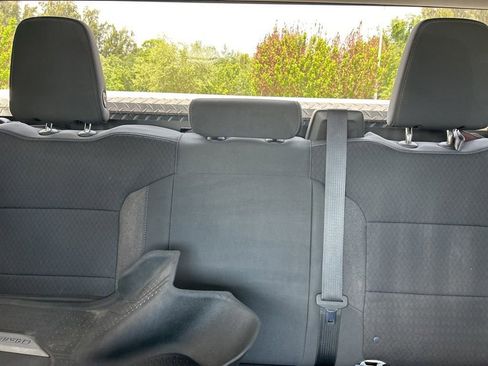 Used 2020 Chevrolet Silverado 1500 LT RWD image 13