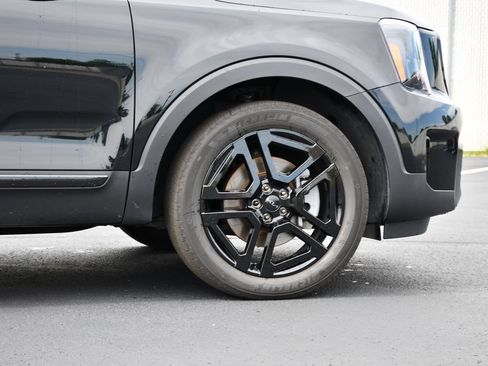 Used 2025 Kia Telluride SX X-Line AWD/4WD image 9