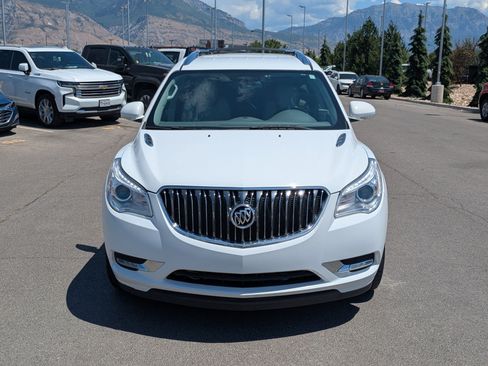 Used 2017 Buick Enclave Leather AWD/4WD image 9