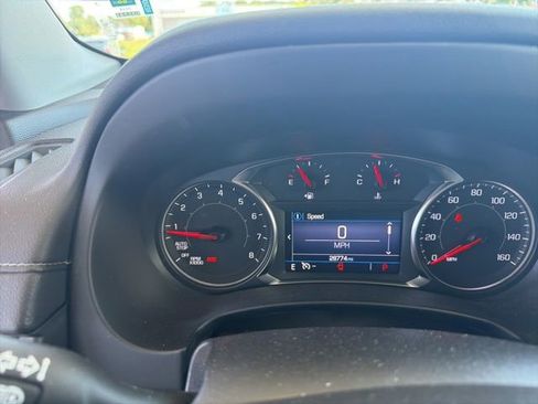 Used 2023 GMC Terrain SLE w/ Driver Convenience Package AWD/4WD image 10