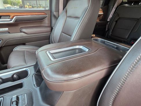 Used 2022 GMC Sierra 1500 Denali AWD/4WD image 42