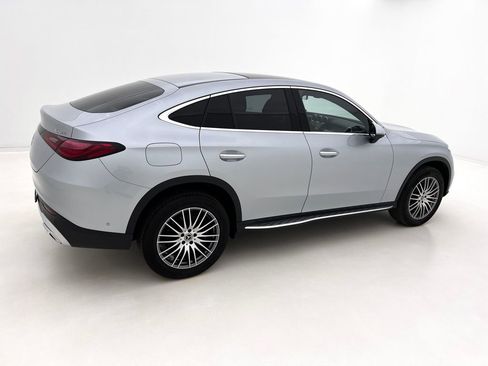 Used 2024 Mercedes-Benz GLC 300 4MATIC image 12
