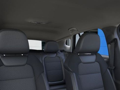 New 2026 Chevrolet Trax LT w/ Driver Confidence Package FWD image 24