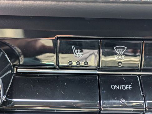 New 2026 Chevrolet Equinox LT w/ Safety and Technology Package image 22