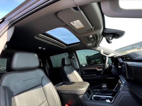 Used 2023 GMC Sierra 1500 Denali w/ Denali Reserve Package image 23