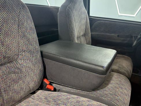 Used 1998 Dodge Ram 1500 Truck 4x4 Regular Cab image 29