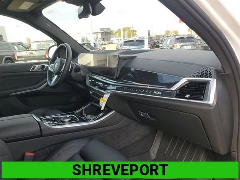 Used 2024 BMW X5 xDrive50e w/ M Sport Package image 30
