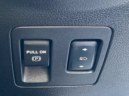 Used 2016 Ford F150 XLT w/ Equipment Group 301A Mid AWD/4WD image 30