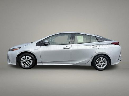 Used 2018 Toyota Prius Prime Plus FWD image 2