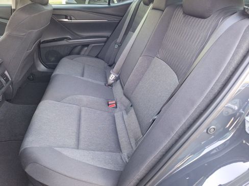 Used 2026 Toyota Camry LE w/ Convenience Package image 30