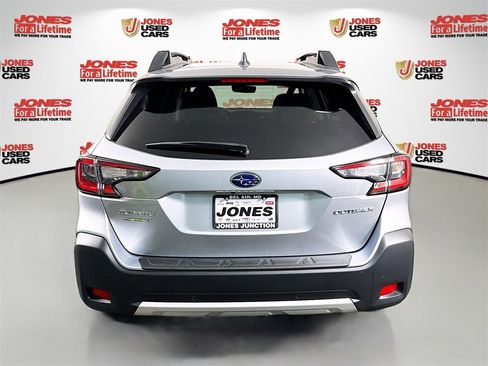 Certified 2025 Subaru Outback Limited image 18
