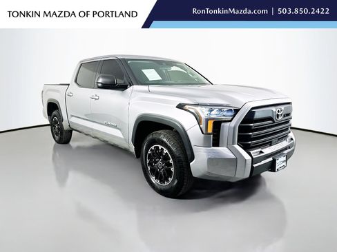 Used 2023 Toyota Tundra SR5 w/ SR5 Premium Package RWD image 1