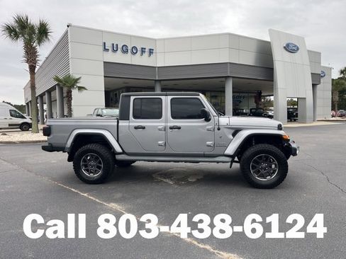 Used 2020 Jeep Gladiator Overland w/ Safety Group image 2