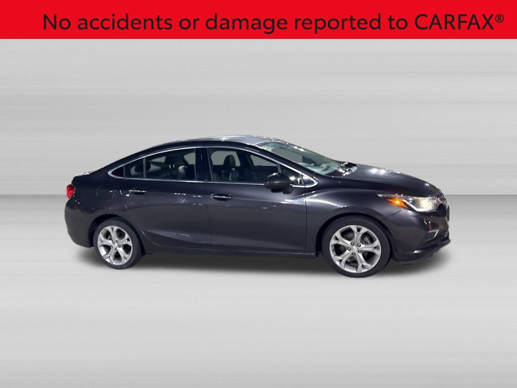 Used 2017 Chevrolet Cruze Premier FWD image 3
