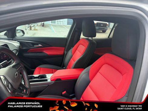 Certified 2024 Chevrolet Equinox EV RS FWD image 16