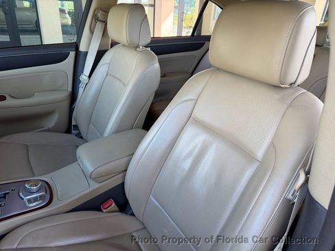 Used 2012 Hyundai Genesis 3.8 w/ Premium Pkg image 8