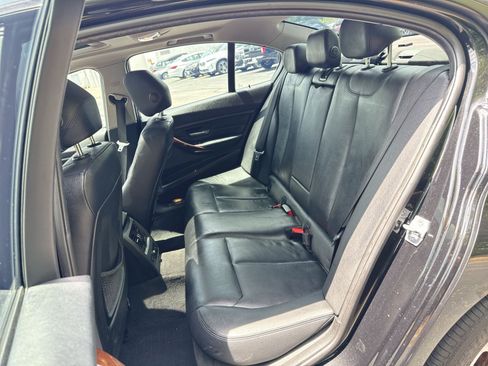 Used 2013 BMW 328i xDrive Sedan AWD/4WD image 23