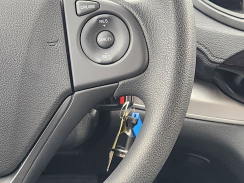 Used 2015 Honda CR-V LX image 29