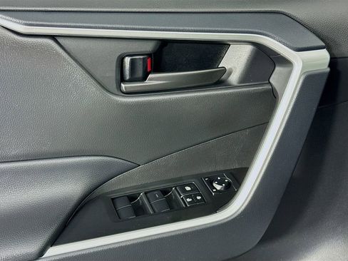 Used 2025 Toyota RAV4 LE image 23