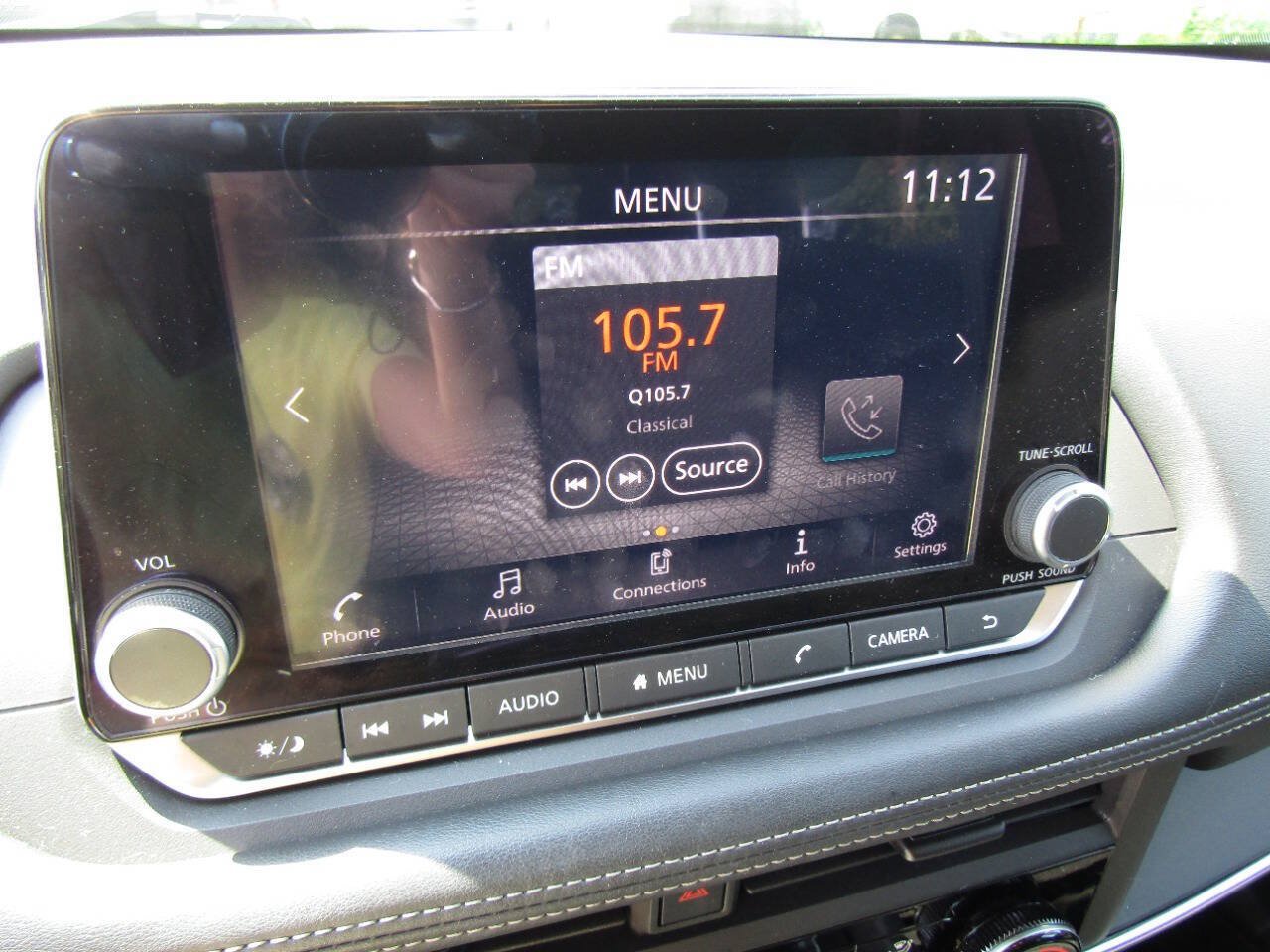 Used 2024 Nissan Rogue S AWD/4WD image 14