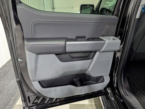 Used 2025 Ford F150 XLT w/ Equipment Group 301A Standard image 9