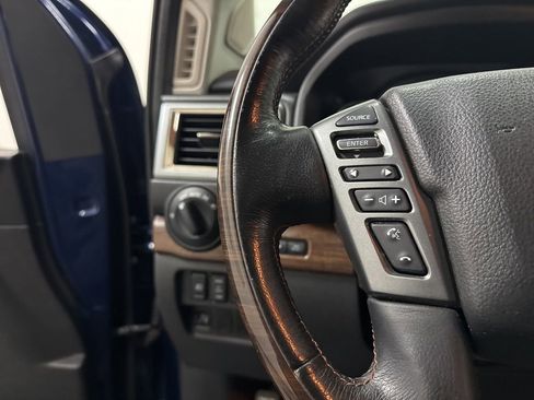 Used 2018 Nissan Titan Platinum Reserve AWD/4WD image 36