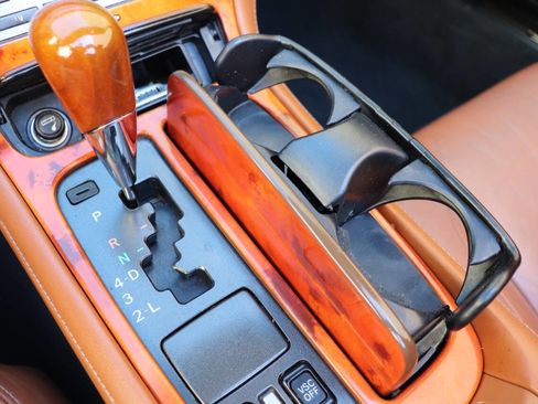 Used 2002 Lexus SC 430 Base 2dr Convertible image 33