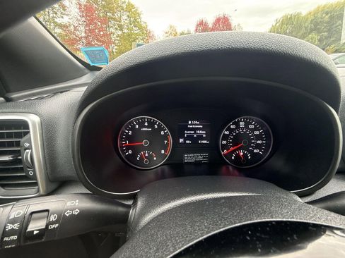Used 2020 Kia Sportage S image 18