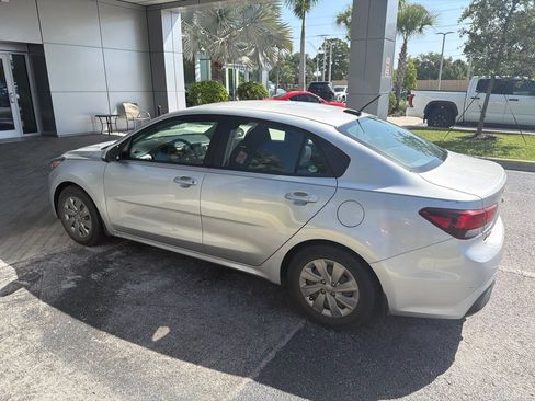 Used 2020 Kia Rio LX FWD image 4